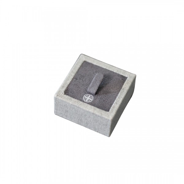 Southern Gates® Ring Display