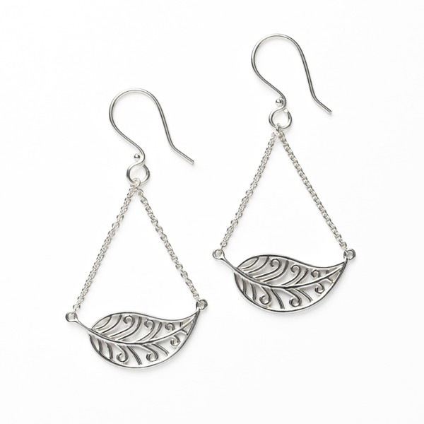 Southern Gates Horizontal Leaf Earring (E560)