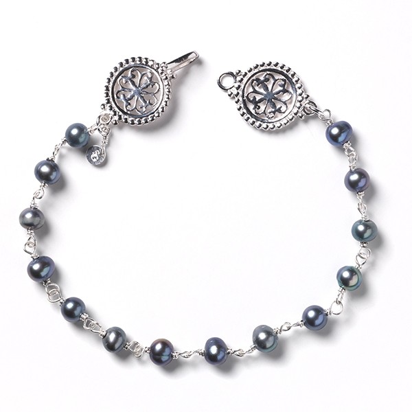 Southern Gates® Hand Wrought Pearl Bracelet (JK54G)